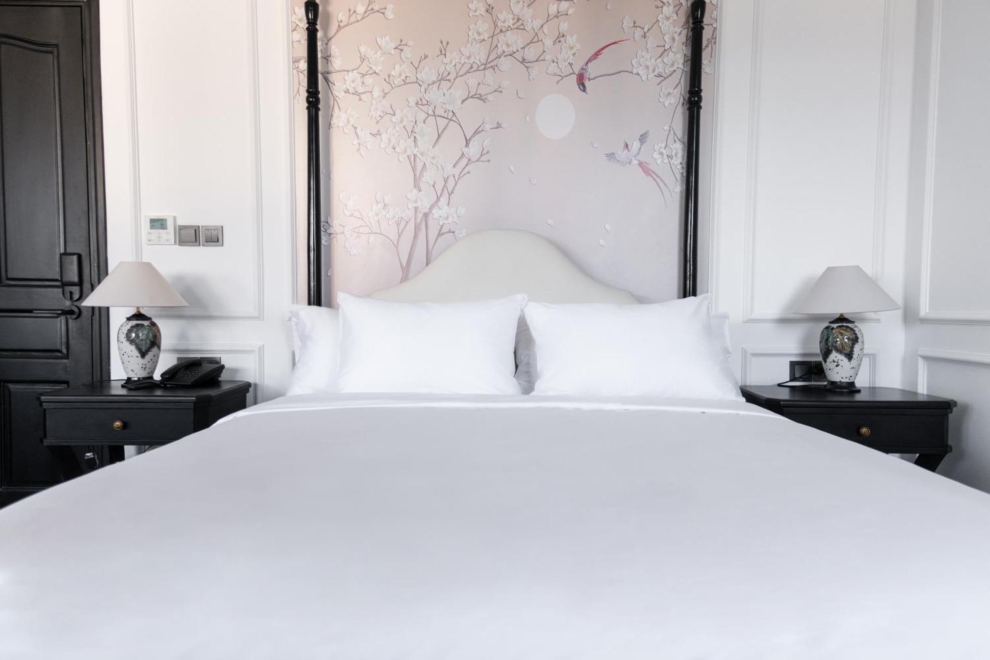 The City Boutique Hotel Бьенхоа Экстерьер фото