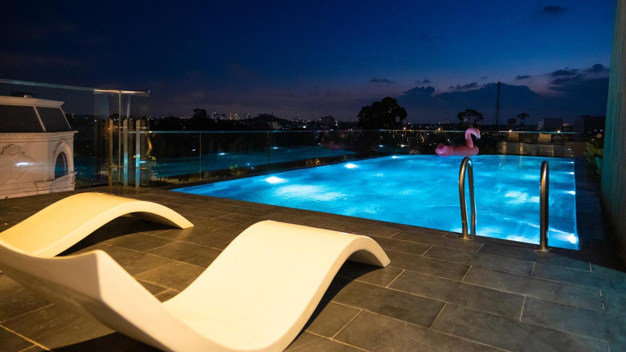 The City Boutique Hotel Бьенхоа Экстерьер фото